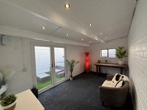 Photo 33- click for photo gallery